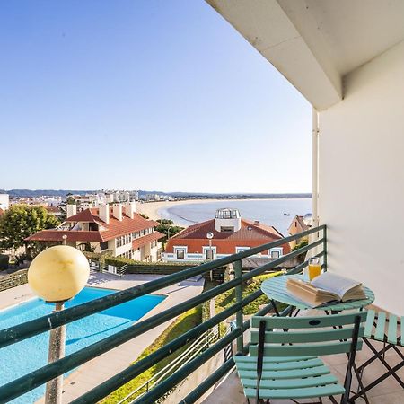 Paradise com vista sobre a baía São Martinho do Porto Exterior foto